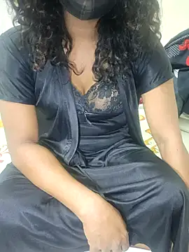 Snapshot of YOURS_STUTI chatting on November 4, 2025, 12:09 pm YOURS STUTI online show from November 4, 2025, 12:09 pm