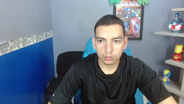 Axel Stones  online show from November 3, 2025, 2:09 pm