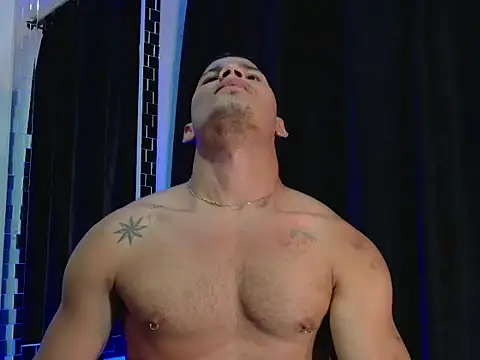 Snapshot of DaamonSlader_ chatting on February 24, 2026, 11:05 pm DaamonSlader online show from February 24, 2026, 11:05 pm