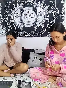 abby n emily online show from April 8, 2026, 1:23 pm