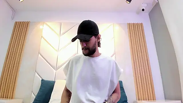 Liam Samderz online show from October 19, 2025, 12:08 pm