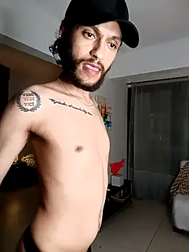 Liam Samderz online show from October 20, 2025, 3:30 am