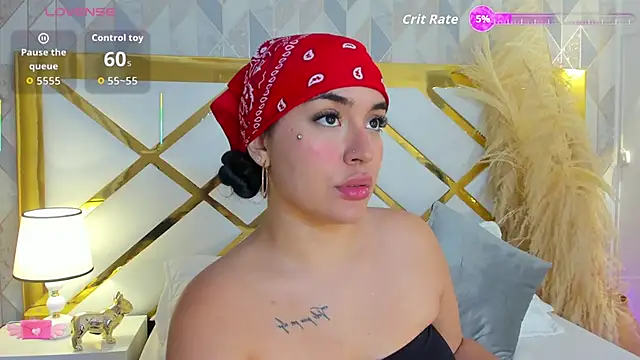 Snapshot of DevoraCarther chatting on November 28, 2025, 8:42 pm DevoraCarther online show from November 28, 2025, 8:42 pm