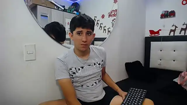 Dravith Valery online show from December 18, 2025, 10:08 am