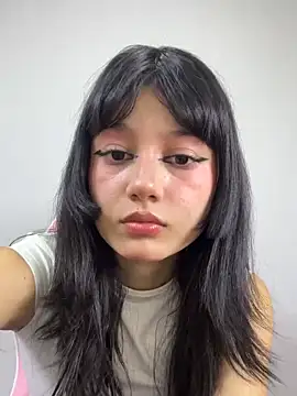 Snapshot of AnaisXoXo chatting on November 13, 2025, 8:24 pm AnaisXoXo online show from November 13, 2025, 8:24 pm