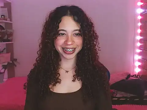 Medussa3033 online show from March 25, 2026, 3:50 am