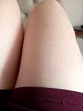 Snapshot of Taradinha_pelosogro chatting on October 18, 2025, 1:46 pm Taradinha pelosogro online show from October 18, 2025, 1:46 pm