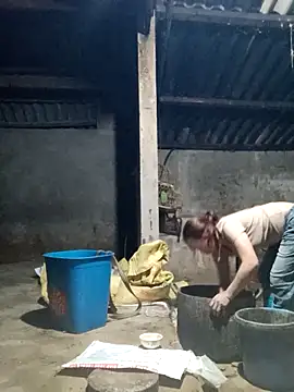 Snapshot of Myzak- chatting on November 17, 2025, 10:52 am Myzak- online show from November 17, 2025, 10:52 am