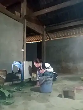 Snapshot of Myzak- chatting on December 5, 2025, 12:32 am Myzak- online show from December 5, 2025, 12:32 am