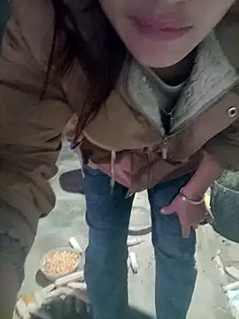 Snapshot of Myzak- chatting on November 24, 2025, 11:27 pm Myzak- online show from November 24, 2025, 11:27 pm