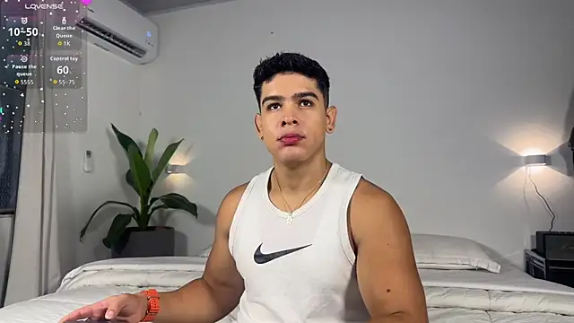 Snapshot of Scott_flintt chatting on November 16, 2025, 12:43 pm Scott flintt online show from November 16, 2025, 12:43 pm