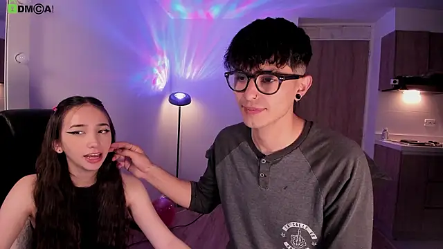 Snapshot of Mikeyvioleta_ chatting on March 9, 2026, 11:14 am Mikeyvioleta online show from March 9, 2026, 11:14 am