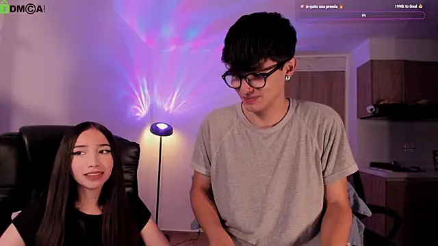 Snapshot of Mikeyvioleta_ chatting on April 5, 2026, 1:45 am Mikeyvioleta online show from April 5, 2026, 1:45 am