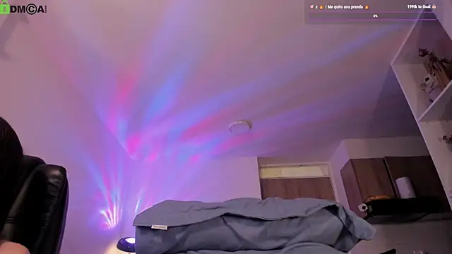 Snapshot of Mikeyvioleta_ chatting on April 2, 2026, 4:57 pm Mikeyvioleta online show from April 2, 2026, 4:57 pm