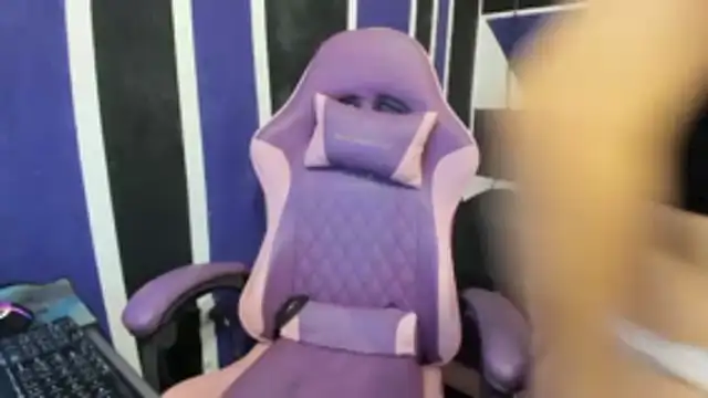 Snapshot of scarleth18 chatting on February 12, 2026, 8:30 pm scarleth18 online show from February 12, 2026, 8:30 pm