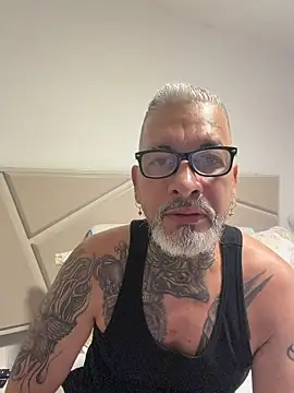 Snapshot of roygomez chatting on October 17, 2025, 5:15 pm roygomez online show from October 17, 2025, 5:15 pm