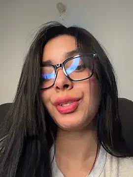 Snapshot of MiaSofia__ chatting on November 20, 2025, 8:26 am MiaSofia online show from November 20, 2025, 8:26 am