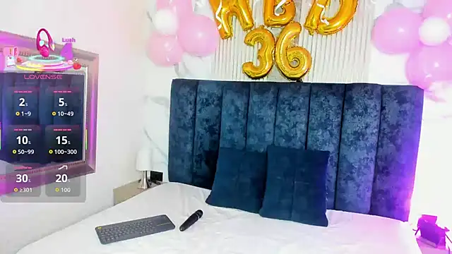 MarScarlett online show from January 17, 2026, 12:42 pm