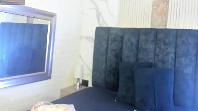 MarScarlett online show from January 12, 2026, 2:57 pm