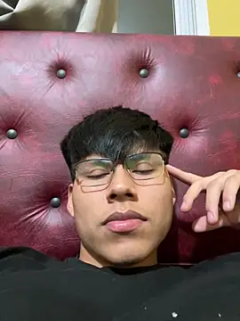 itrieddick online show from November 21, 2025, 2:32 am