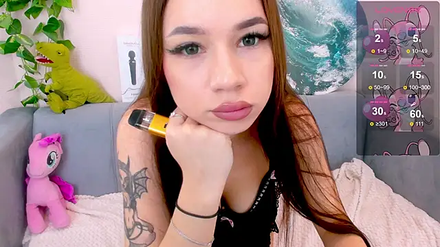 Amina XDoll online show from November 11, 2025, 8:20 am