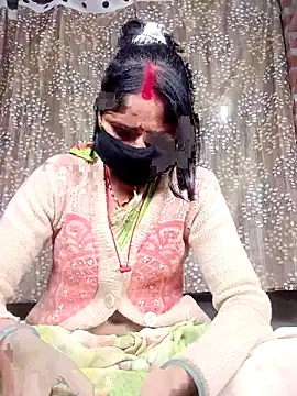 Snapshot of Rajni_chauhan chatting on January 6, 2026, 4:11 pm Rajni chauhan online show from January 6, 2026, 4:11 pm