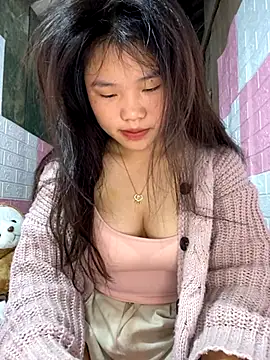 Snapshot of bumbaba chatting on November 18, 2025, 12:48 am bumbaba online show from November 18, 2025, 12:48 am