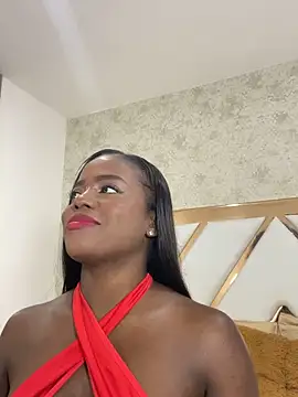 Snapshot of EmiParks chatting on November 24, 2025, 1:00 pm EmiParks online show from November 24, 2025, 1:00 pm