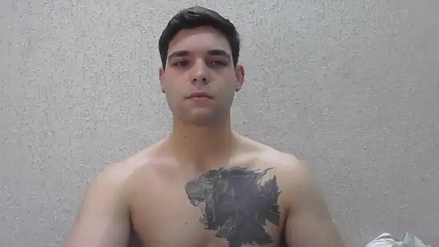 Snapshot of Zure-xxx chatting on June 14, 2026, 4:19 pm Zure-xxx online show from June 14, 2026, 4:19 pm