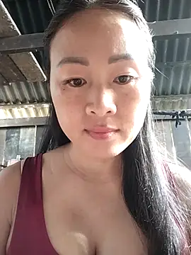 Spring-mky online show from November 8, 2025, 1:53 am