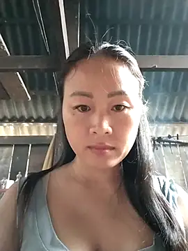 Spring-mky online show from November 1, 2025, 9:03 am