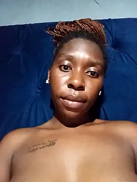 Snapshot of sexysmalldaily04 chatting on November 13, 2025, 8:46 pm sexysmalldaily04 online show from November 13, 2025, 8:46 pm