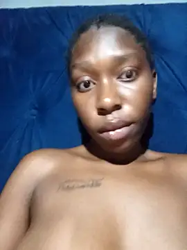 Snapshot of sexysmalldaily04 chatting on November 30, 2025, 2:01 am sexysmalldaily04 online show from November 30, 2025, 2:01 am