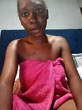 Snapshot of sexysmalldaily04 chatting on February 11, 2026, 6:35 am sexysmalldaily04 online show from February 11, 2026, 6:35 am