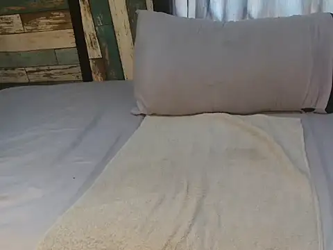 Snapshot of Monica-2701 chatting on October 30, 2025, 9:07 am Monica-2701 online show from October 30, 2025, 9:07 am