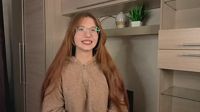 RachelColli online show from November 2, 2025, 1:49 pm