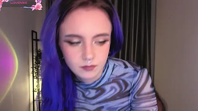 Snapshot of AleksaDivine chatting on October 17, 2025, 9:05 pm AleksaDivine online show from October 17, 2025, 9:05 pm