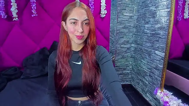 MariamGray1 online show from December 22, 2025, 8:31 pm