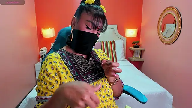 Snapshot of Iniya_Parul chatting on October 31, 2025, 1:30 pm Iniya Parul online show from October 31, 2025, 1:30 pm