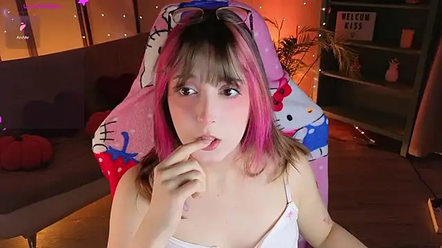 Soffi Toffi online show from March 27, 2026, 5:27 am