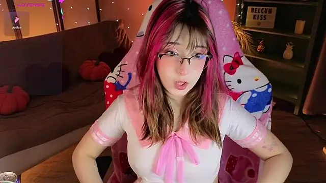 Soffi Toffi online show from March 21, 2026, 5:19 am