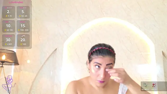 Snapshot of Antonella_Russo1 chatting on February 27, 2026, 1:22 pm Antonella Russo1 online show from February 27, 2026, 1:22 pm