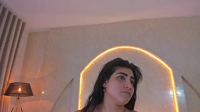 Snapshot of Antonella_Russo1 chatting on February 9, 2026, 11:52 am Antonella Russo1 online show from February 9, 2026, 11:52 am