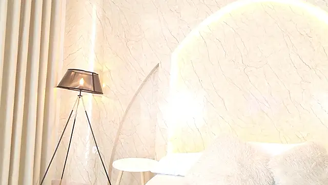 Antonella Russo1 online show from March 4, 2026, 1:08 pm