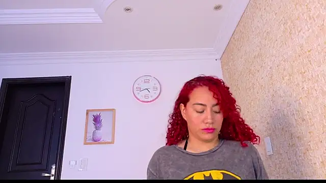 Snapshot of aliicesstong chatting on October 16, 2025, 12:57 pm aliicesstong online show from October 16, 2025, 12:57 pm