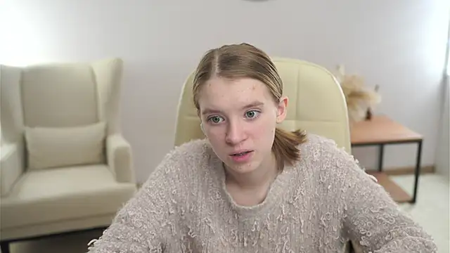 Snapshot of VestaRonan chatting on October 16, 2025, 1:52 pm VestaRonan online show from October 16, 2025, 1:52 pm