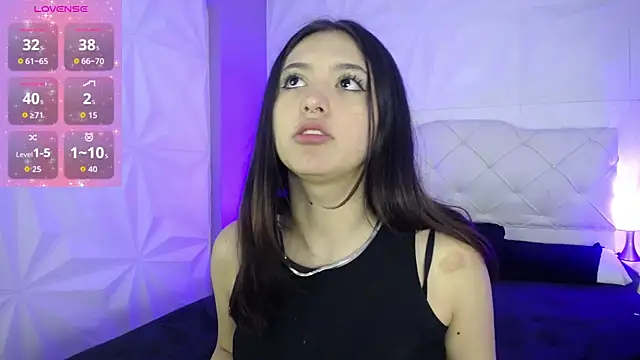 Snapshot of Miss_dakota26 chatting on October 29, 2025, 8:19 pm Miss dakota26 online show from October 29, 2025, 8:19 pm