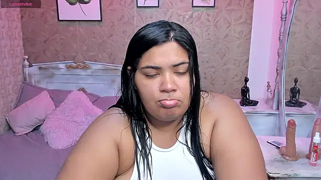 Sara clk online show from March 13, 2026, 7:52 pm