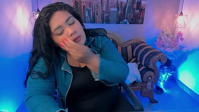 Sara clk online show from February 28, 2026, 7:35 pm