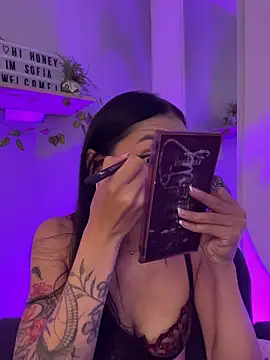 Im sofiaaa online show from May 21, 2026, 2:09 am